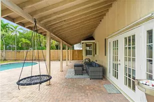 1051 SW 95 Terrace, Pembroke Pines, FL 33025 - Photo 29
