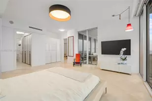 50 South Pointe Dr, Miami Beach, FL 33139 - Photo 15
