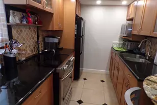 3010 Marcos Dr, Aventura, FL 33160 - Photo 21