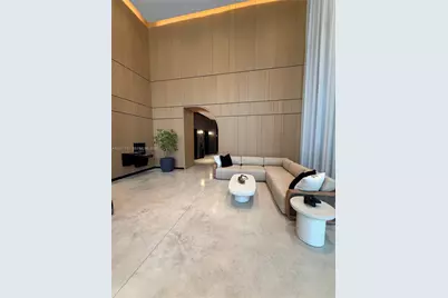 121 NE 5th St #1809, Miami, FL 33132 - Photo 17