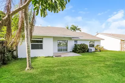 5200 Blueberry Hill Ave, Lake Worth, FL 33463 - Photo 15