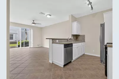 3677 San Simeon Cir #3677, Weston, FL 33331 - Photo 3