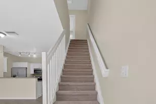 3677 San Simeon Cir, Weston, FL 33331 - Photo 23