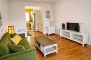 439 15th St, Miami Beach, FL 33139 - Photo 7