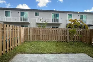 643 SE 15th St, Homestead, FL 33034 - Photo 13
