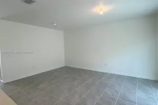 643 SE 15th St, Homestead, FL 33034 - Photo 7