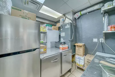 Burger Joint For Sale in Hialeah Gardens, Hialeah, FL 33018 - Photo 13