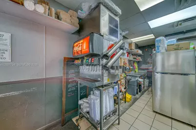 Burger Joint For Sale in Hialeah Gardens, Hialeah, FL 33018 - Photo 7