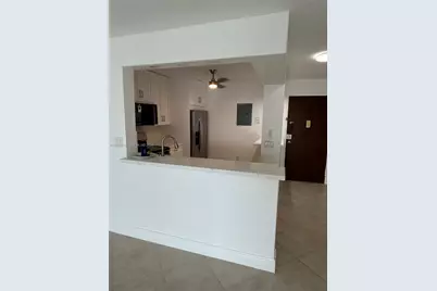 110 S Shore Dr #4E, Miami Beach, FL 33141 - Photo 5