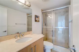 10275 Collins Ave, Bal Harbour, FL 33154 - Photo 21