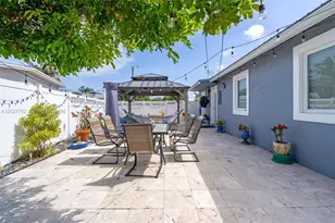 255 NE 41st Ct, Deerfield Beach, FL 33064 - Photo 27