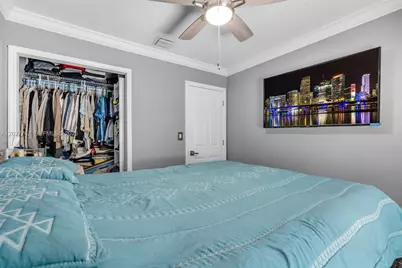 255 NE 41st Ct, Deerfield Beach, FL 33064 - Photo 15