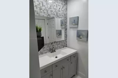 255 NE 41st Ct, Deerfield Beach, FL 33064 - Photo 19