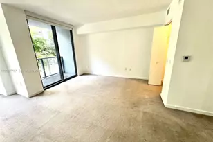 31 SE 6th St, Miami, FL 33131 - Photo 5