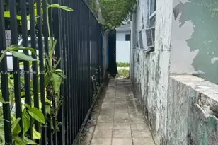 6930 NW 15th Ave, Miami, FL 33147 - Photo 11