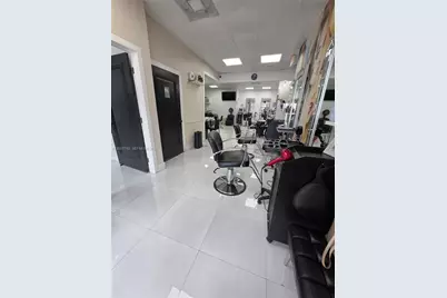 2475 NW 95th Ave, Doral, FL 33172 - Photo 1