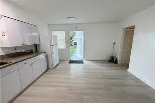 2571 NW 13th Ct, Fort Lauderdale, FL 33311 - Photo 3