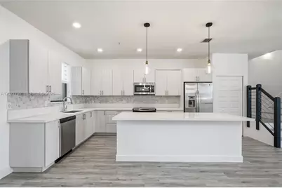 10473 NW 82nd St #11, Doral, FL 33178 - Photo 9