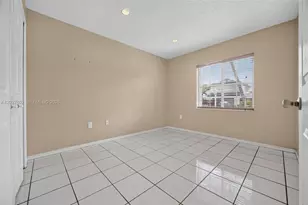 8462 SW 158th Ct, Miami, FL 33193 - Photo 7