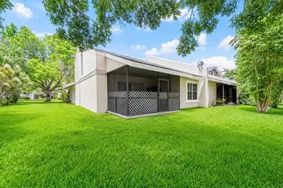15723 Woodgate Pl #E, Sunrise, FL 33326 - Photo 5