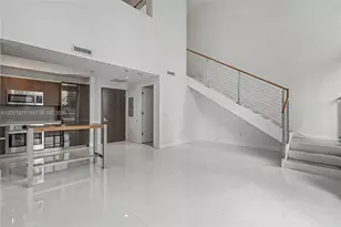 1080 Brickell Ave, Miami, FL 33131 - Photo 15