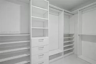 1080 Brickell Ave, Miami, FL 33131 - Photo 7