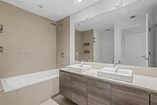 1080 Brickell Ave, Miami, FL 33131 - Photo 21