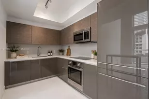 1080 Brickell Ave, Miami, FL 33131 - Photo 3