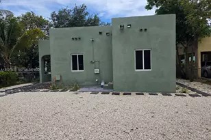 1139 NW 37th St, Miami, FL 33127 - Photo 17