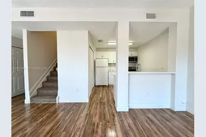 6201 NW 114th Pl #245, Doral, FL 33178 - Photo 5