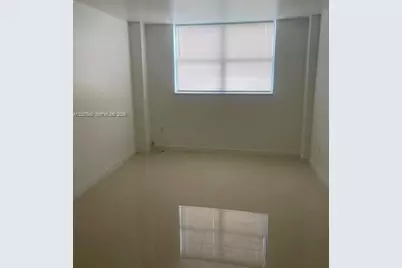16465 NE 22nd Ave #110, North Miami Beach, FL 33160 - Photo 5