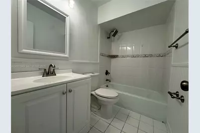 7420 Big Cypress Dr, Miami Lakes, FL 33014 - Photo 13