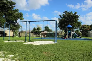 6631 NW 84th St, Tamarac, FL 33321 - Photo 33