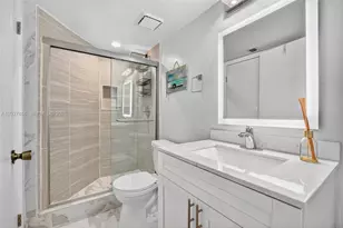 566 N University Dr, Plantation, FL 33324 - Photo 39