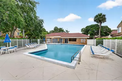 566 N University Dr, Plantation, FL 33324 - Photo 51