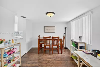 566 N University Dr, Plantation, FL 33324 - Photo 13