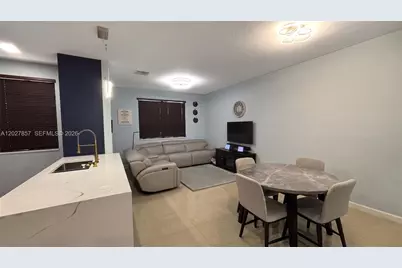 1962 SW 60th Ave, North Lauderdale, FL 33068 - Photo 15