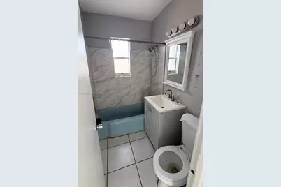 544 NW 10th St, Florida City, FL 33034 - Photo 11