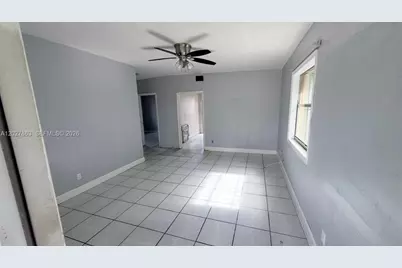 544 NW 10th St, Florida City, FL 33034 - Photo 7