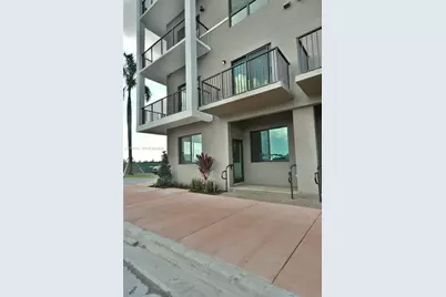 4700 NW 84th Ave #18, Doral, FL 33166 - Photo 9