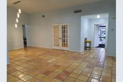 1960 Sacramento #1960, Weston, FL 33326 - Photo 5