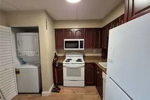 6045 NW 186th St, Hialeah, FL 33015 - Photo 13