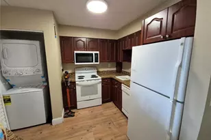 6045 NW 186th St, Hialeah, FL 33015 - Photo 3