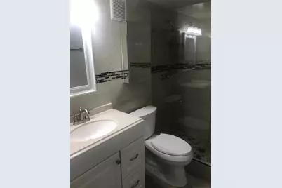6740 NW 175th Ln #L-20, Hialeah, FL 33015 - Photo 9