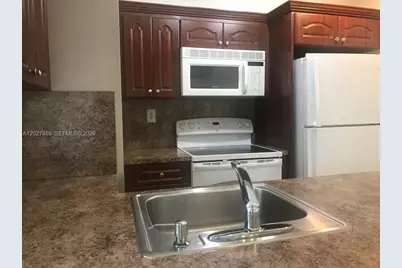 6740 NW 175th Ln #L-20, Hialeah, FL 33015 - Photo 3