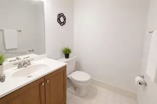 13300 SW 1st St, Pembroke Pines, FL 33027 - Photo 7