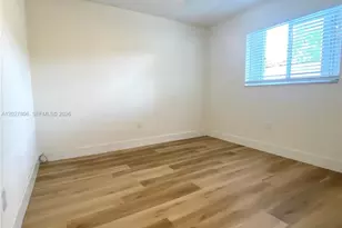 2212 W 74th St, Hialeah, FL 33016 - Photo 31