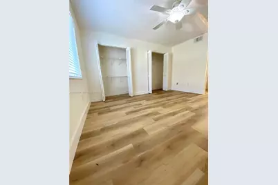 2212 W 74th St #101-28, Hialeah, FL 33016 - Photo 25