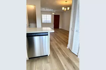 2212 W 74th St #101-28, Hialeah, FL 33016 - Photo 15