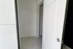 [Address not provided], Miami, FL 33187 - Photo 3